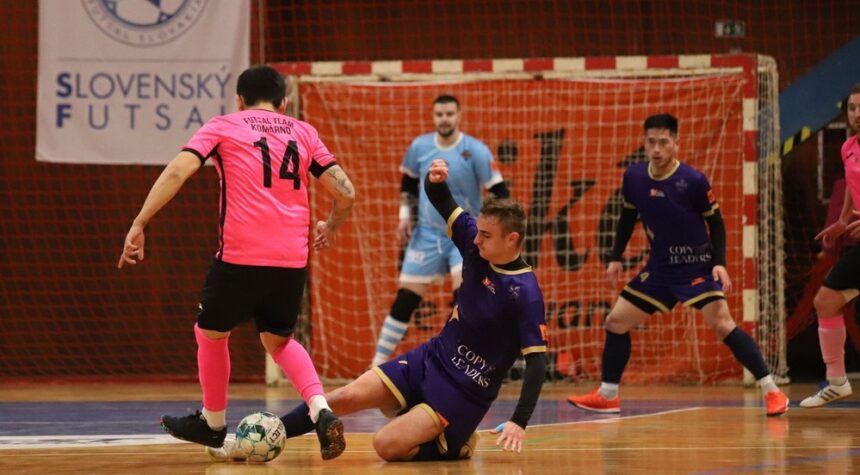 1/4-FINÁLE PLAY-OFF: Prievidza nešetrila oslabené Komárno, penaltová dráma na Pinerole pre Levice