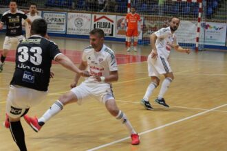 PLAY-OFF 1.finále: MIMEL Lučenec vstúpil do finálovej série víťazstvom 6:2 nad Banskou Bystricou