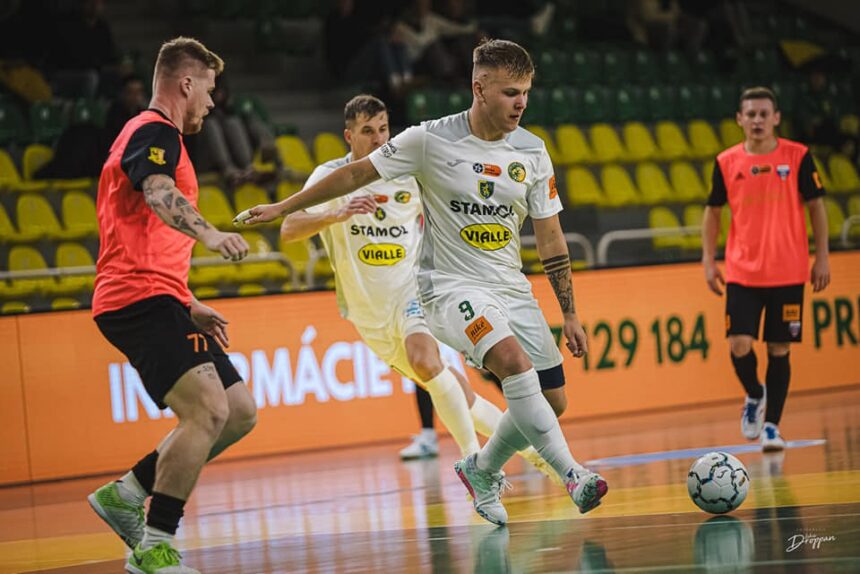9.kolo NFE: Pinerola z Levíc bez bodov, N.Zámky zdolali Košice, Prievidza si postrážila druhé miesto