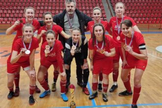 Bronz zo Ženskej Niké Futsal Ligy do B.Bystrice, v Prievidzi si v závere postrážili potrebný bod
