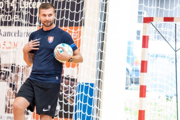 Pred štartom kvalifikácie sme vyspovedali reprezentačného trénera Antona Brunovského