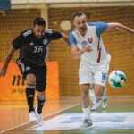 Slováci na štvrtý pokus zdolali Nemecko, odpískané tri pokutové kopy pre súpera nestačili