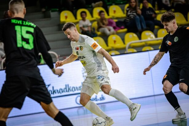 PLAY-OFF 1.štvrťfinále: Nové Zámky otočili duel v Leviciach, presvedčivé víťazstvá Košíc a Lučenca