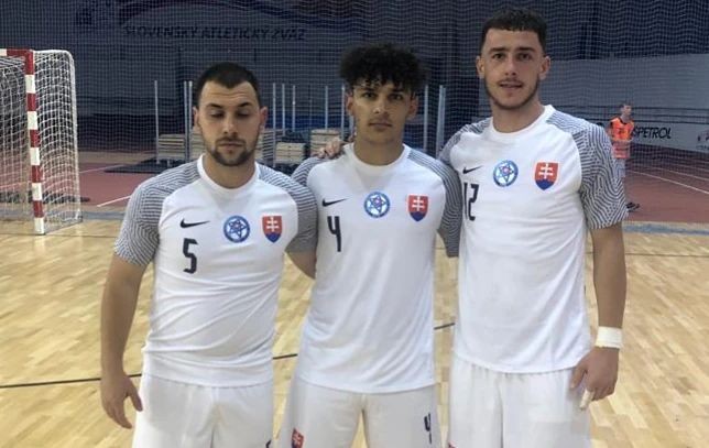 V najcennejšom reprezentačnom drese proti USA debutovalo hneď trio z Nových Zámkov