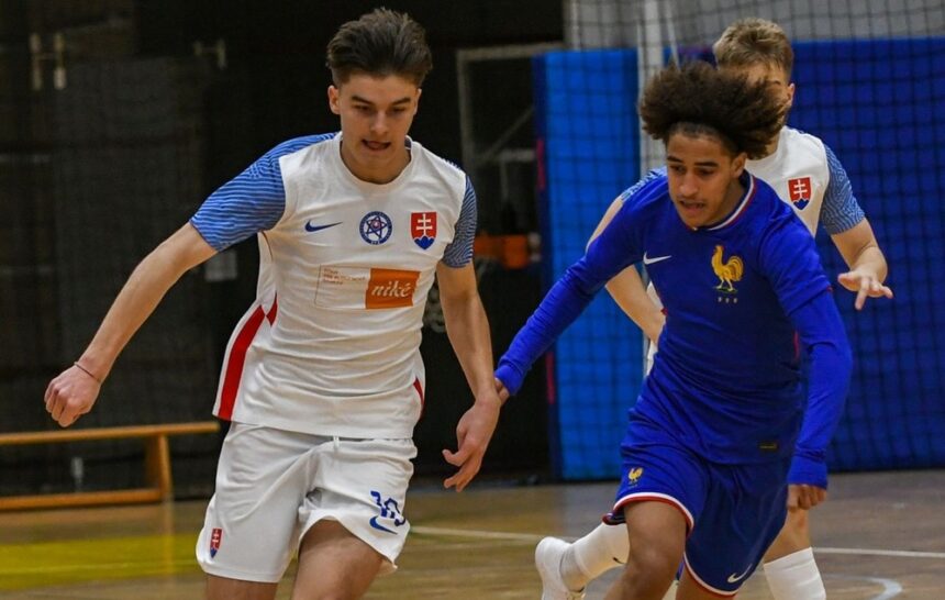Istria Nations Cup: Slovenská devätnástka nestačila na úvod turnaja na Francúzov