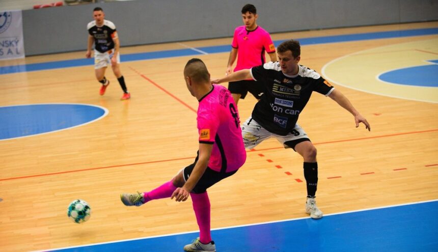 12.kolo Niké Futsal Extraligy: Komárno zdolalo minuloročného finalistu, víťazstvo Lučenca s Levicami