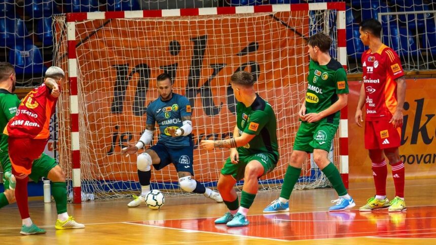 4.kolo NFE: Lučenec sa na futsalovú LM naladil víťazstvom, derby pre Pinerolu