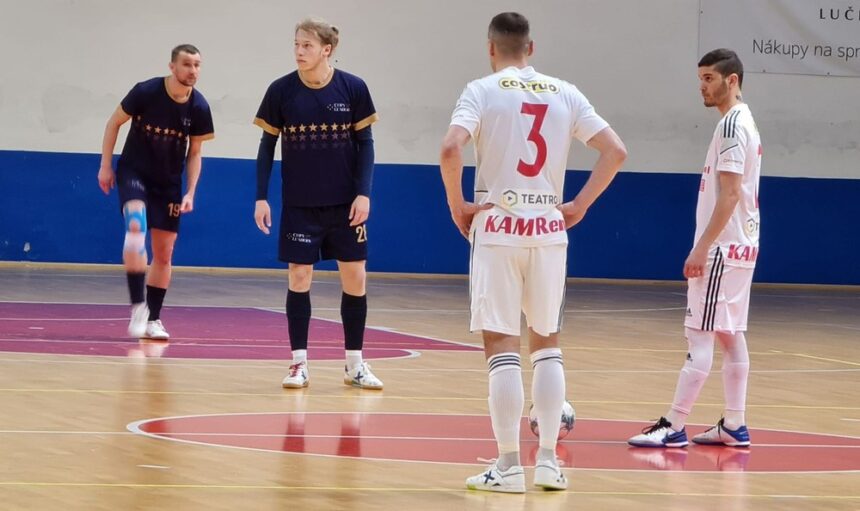 PLAY-OFF 1/2-finále: Lučenec zdolal Prievidzu 4:0, B.Bystrica Podpor Pohyb až po predĺžení