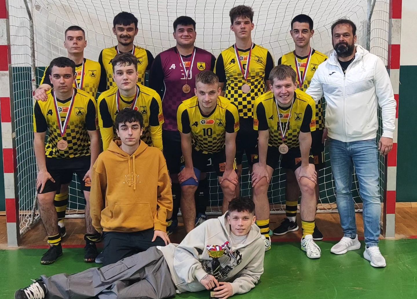 makroteam_žilina_u20_bronz.jpg