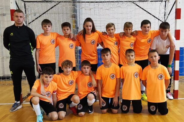Extraliga U-15: Prvý blok v Lučenci ovládol domáci MIMEL a košický Podpor Pohyb