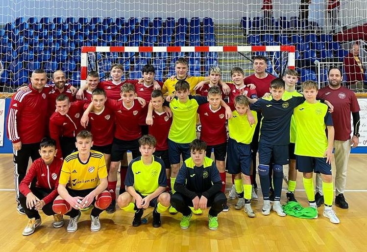 Majstrom SR v novovytvorenej extralige U-15 Lučenec. Striebro do Žiliny, bronz získali Levice