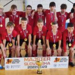V extralige žiakov U-15 si majstrovský pohár prevzali pred zaplnenou halou ARENA hráči MIMELu Lučenec