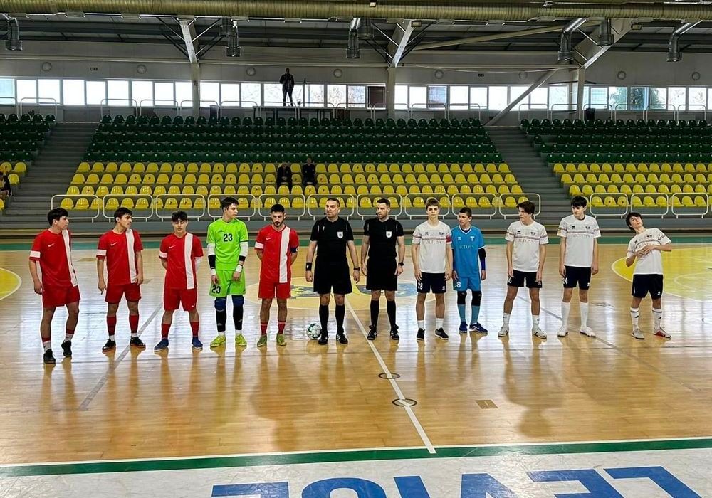 u17-kn-pin.jpg
