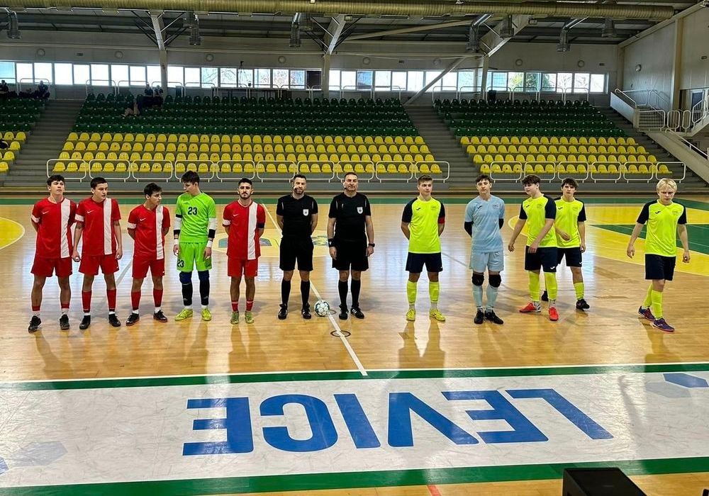 u17-kn-za.jpg