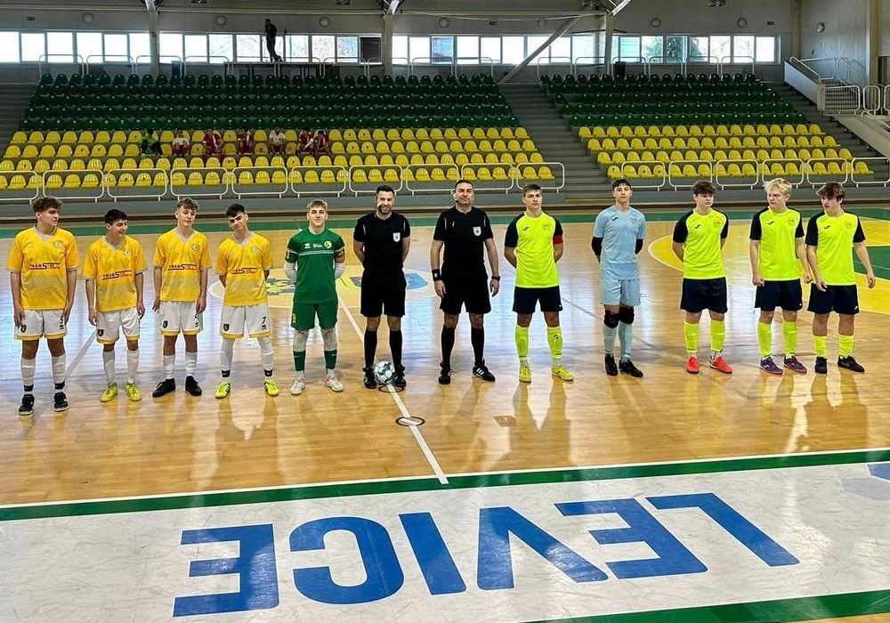 u17-lv-za.jpg